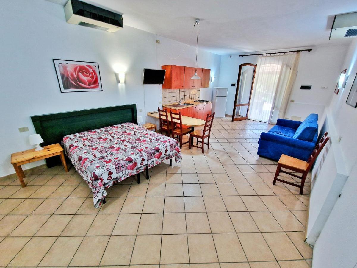 Al Barcoco Lejlighedshotel Marina di Campo Eksteriør billede